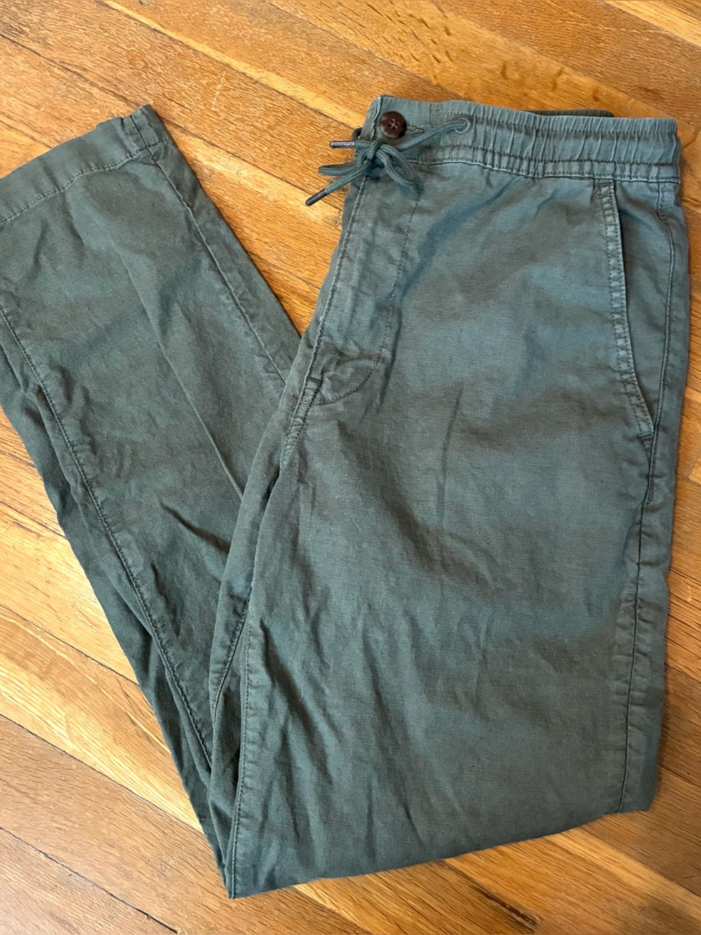 American Eagle Outfitters Olive Green Jogger Pants